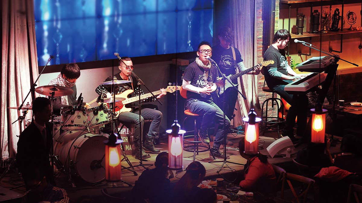 ͬ���ļ��ϼ� ���в���/800�O/������