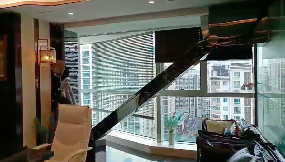 ��һ���Ű칫�� �칫��/780�O/������